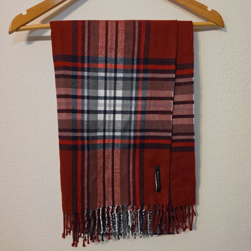 Banana Republic Scarf Red Plaid Fringe Comfort Bohemian Wool Cashmere Tartan